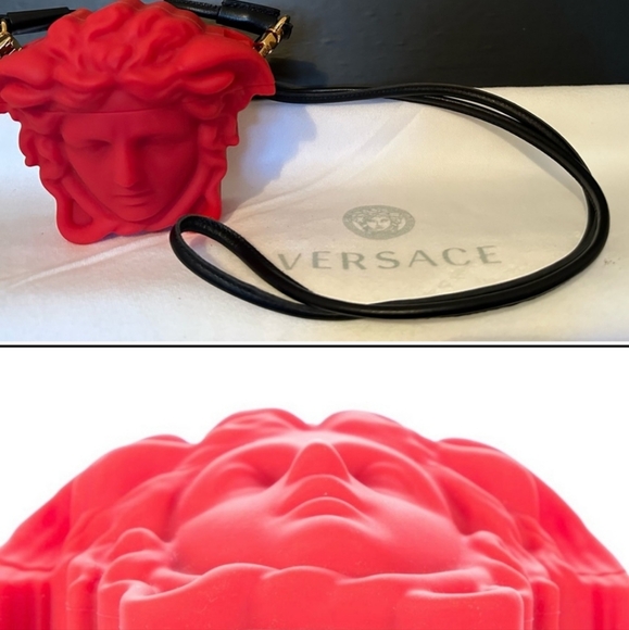 Authentic Versace airpods case with leather straps - Picture 8 of 10